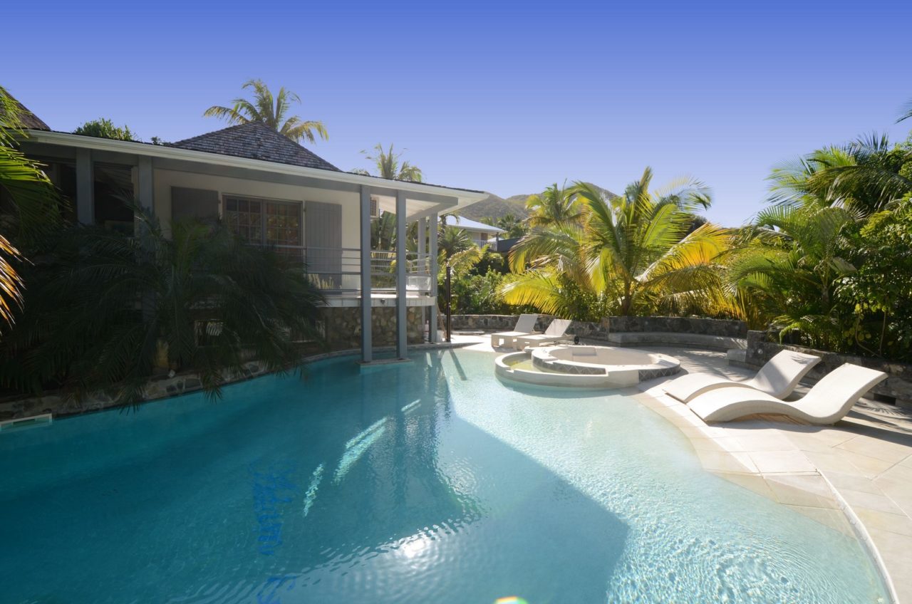 4-star clothing optional hotel residence in Saint Martin | SXM Caribbean